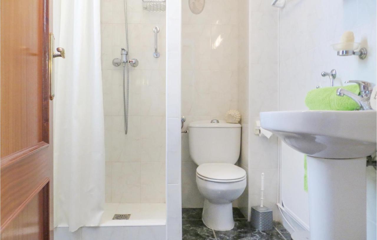 2 Bedroom Stunning Apartment In 또레비에하 외부 사진