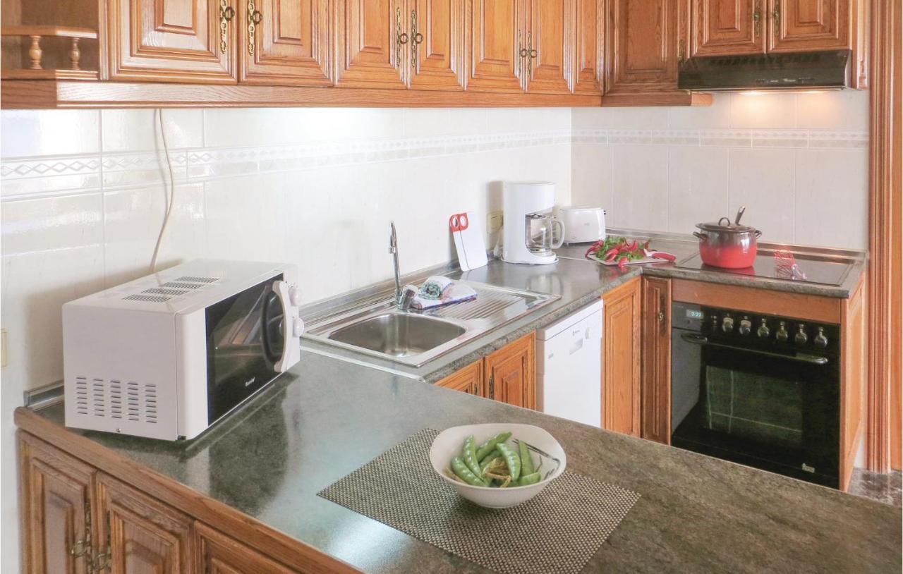 2 Bedroom Stunning Apartment In 또레비에하 외부 사진