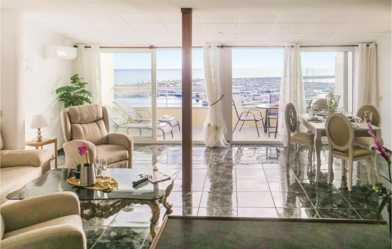 2 Bedroom Stunning Apartment In 또레비에하 외부 사진
