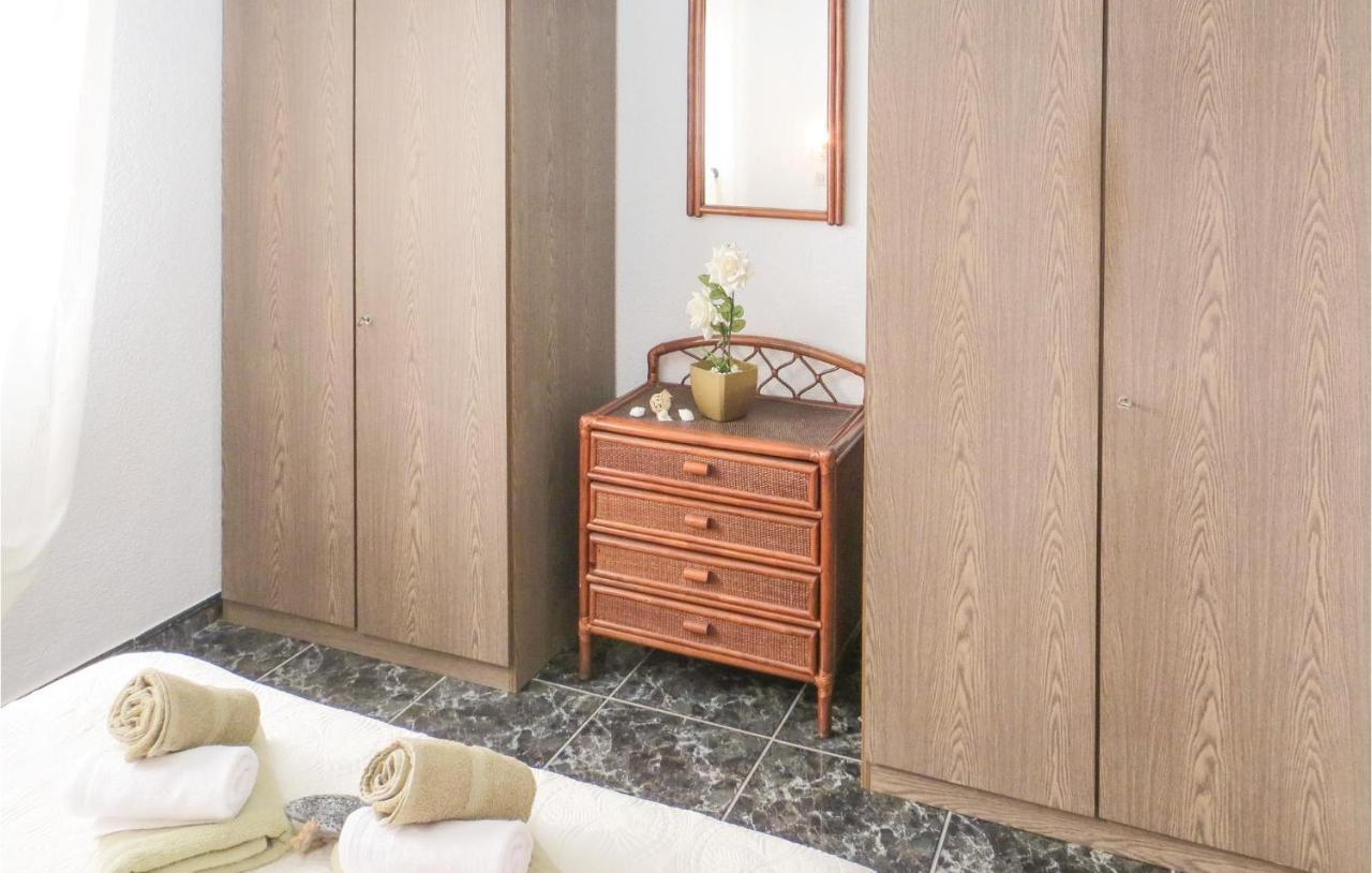 2 Bedroom Stunning Apartment In 또레비에하 외부 사진