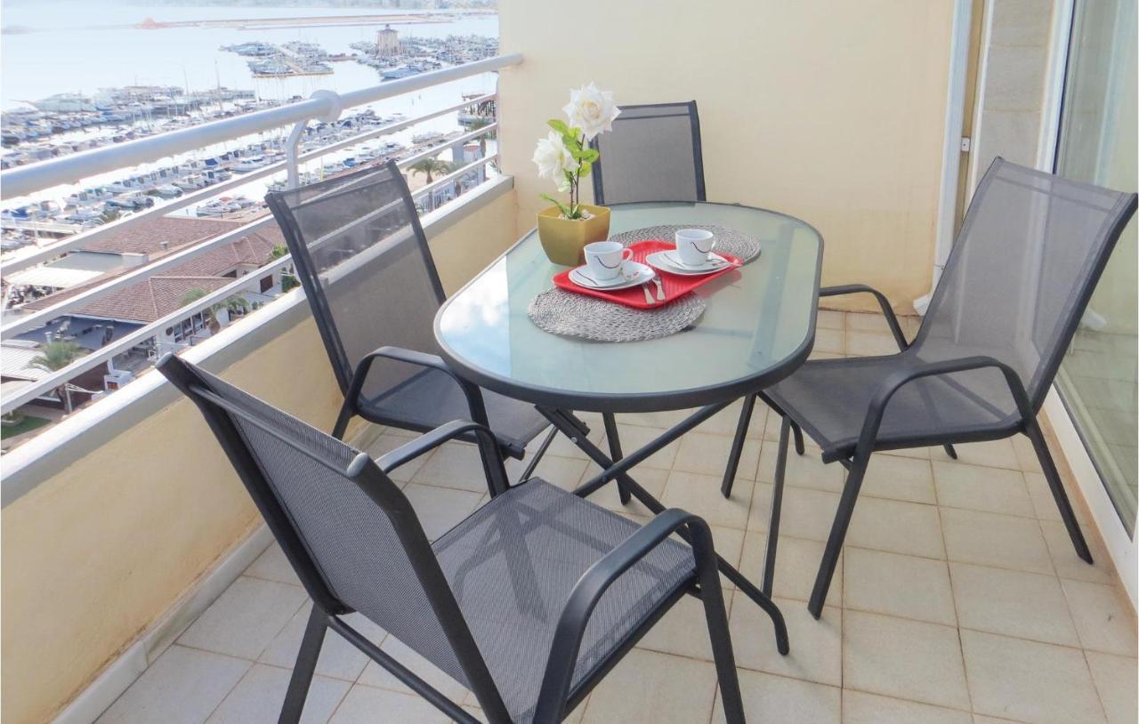 2 Bedroom Stunning Apartment In 또레비에하 외부 사진