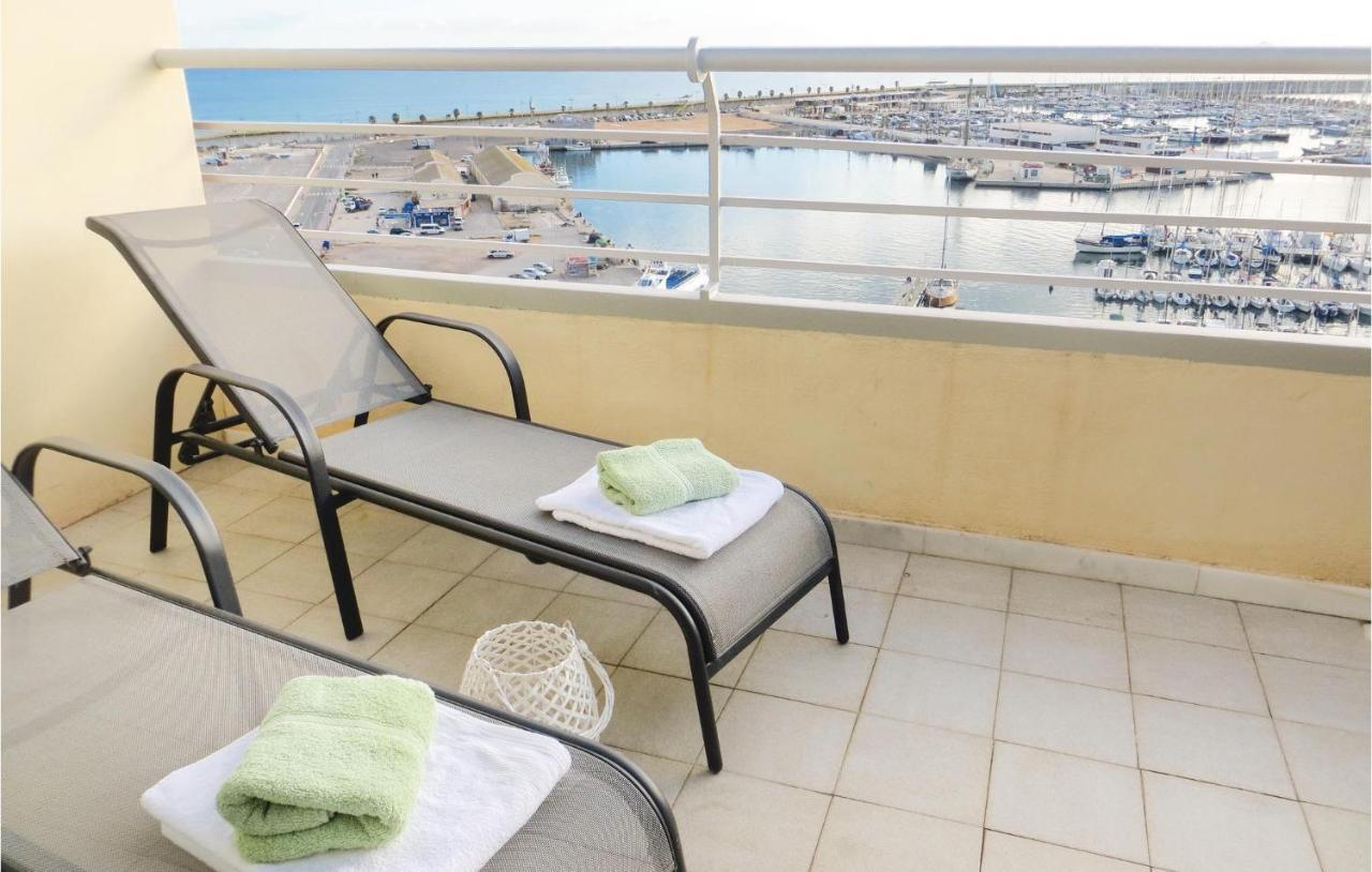 2 Bedroom Stunning Apartment In 또레비에하 외부 사진