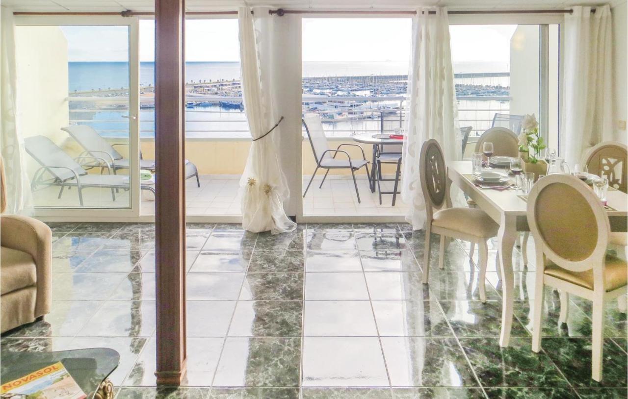 2 Bedroom Stunning Apartment In 또레비에하 외부 사진